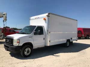 2009 Ford E350 Cube Truck