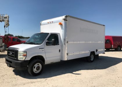 2009 Ford E350 Cube Truck