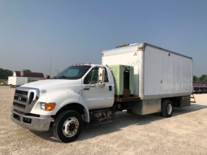 2012 Ford F650XLT S/A Aeries TV Cutter