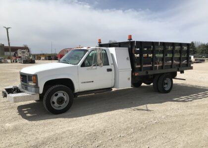 1998 GMC 3500HD Stakebed